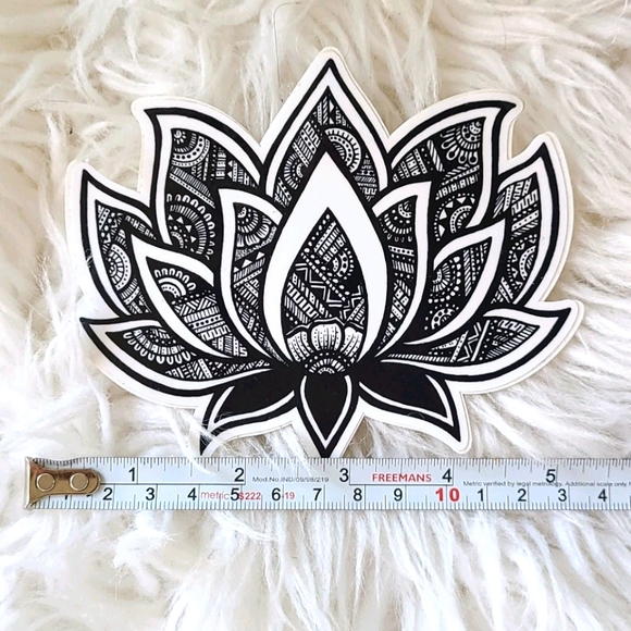 🌿 Hand Drawn Boho Lotus Car Detail Sticker - Picture 2 of 4